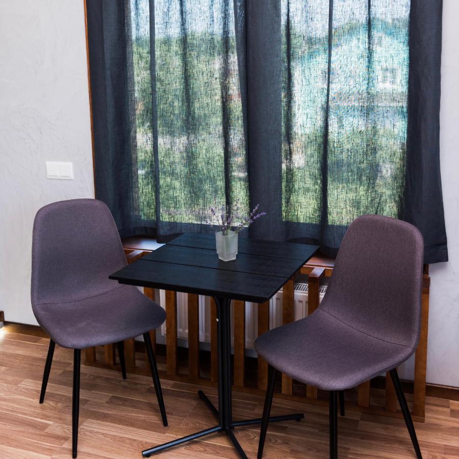 Golden Park Apartments Umanʼ Extérieur photo